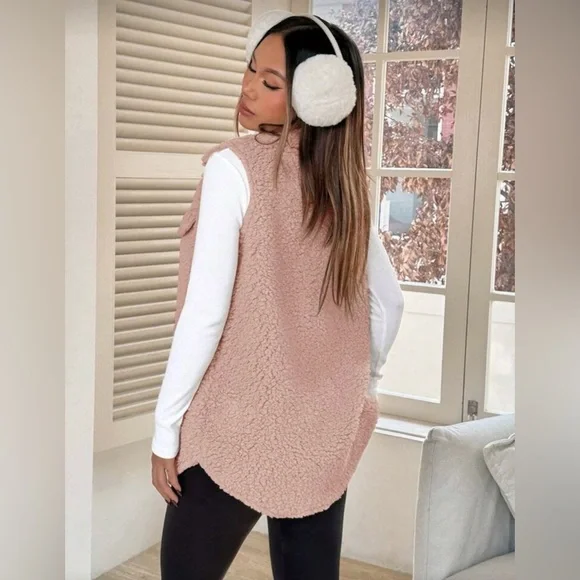 Women's Pink Sherpa Vest - Picture 6 of 11
